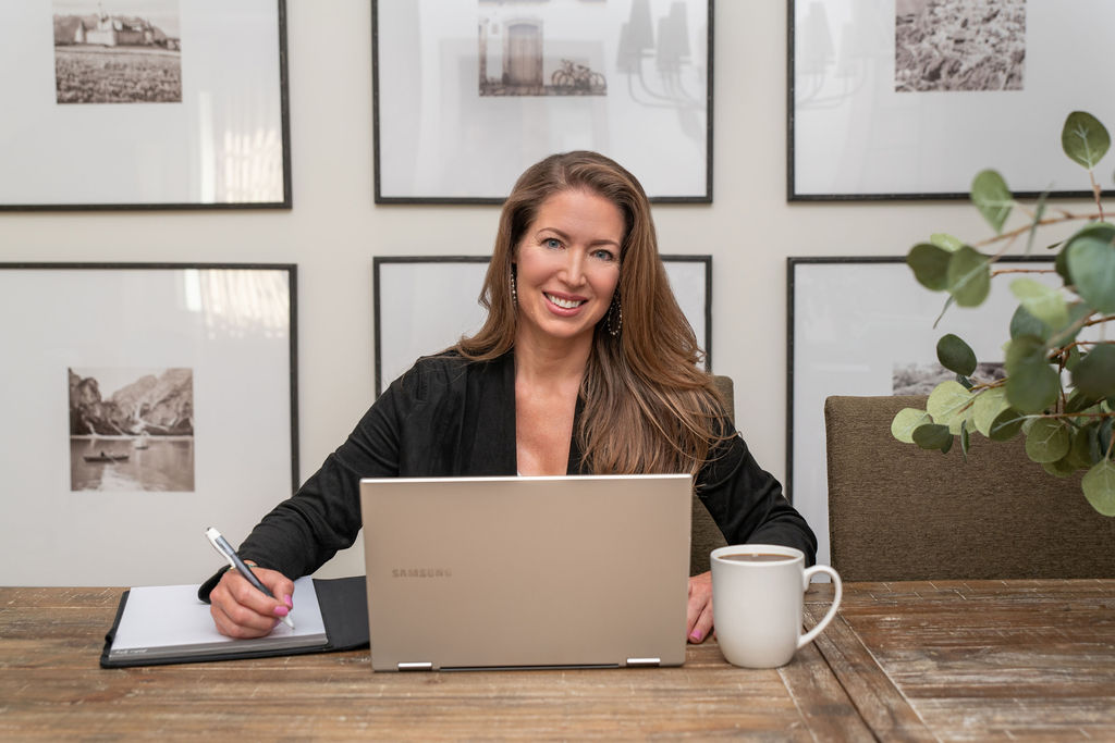 Professional Organizer Taking a Virtual Session Professional organizer taking a virtual organizing session on zoom to guide the client through a decluttering session